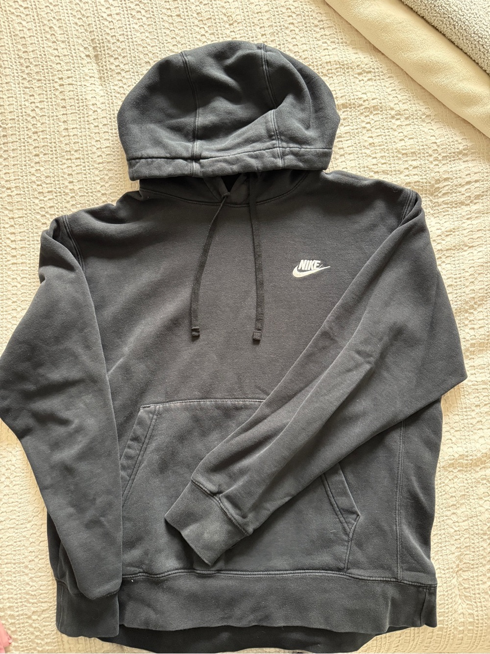 Nike Black Hoodie - Unisex Pullover